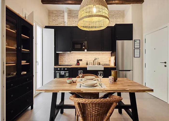 Vega Little * كاديز